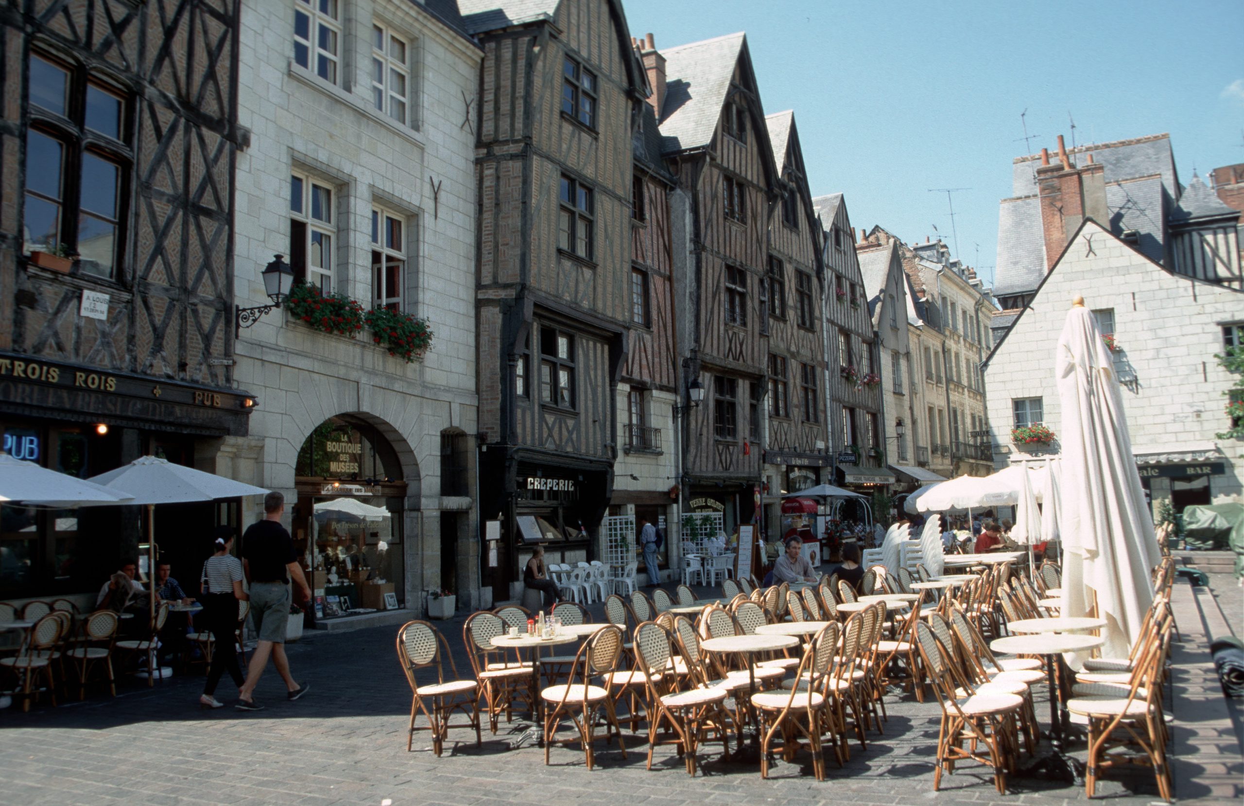 - Tours - Indre-et-Loire - France