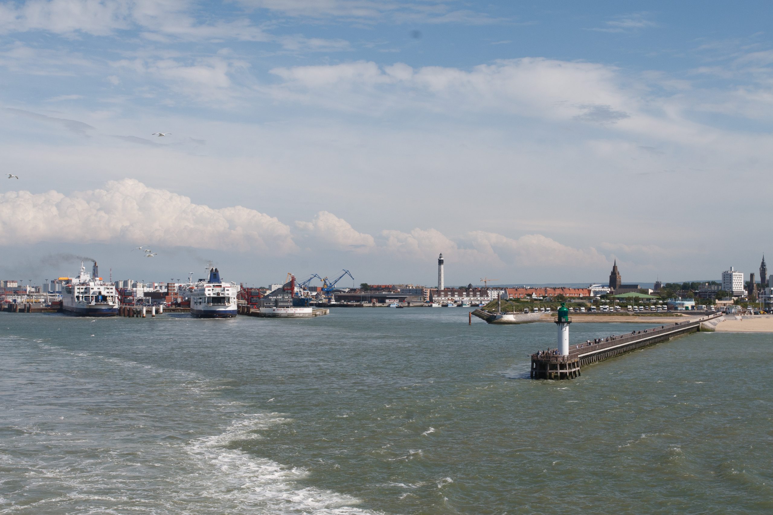 - Ferry - English Channel - France