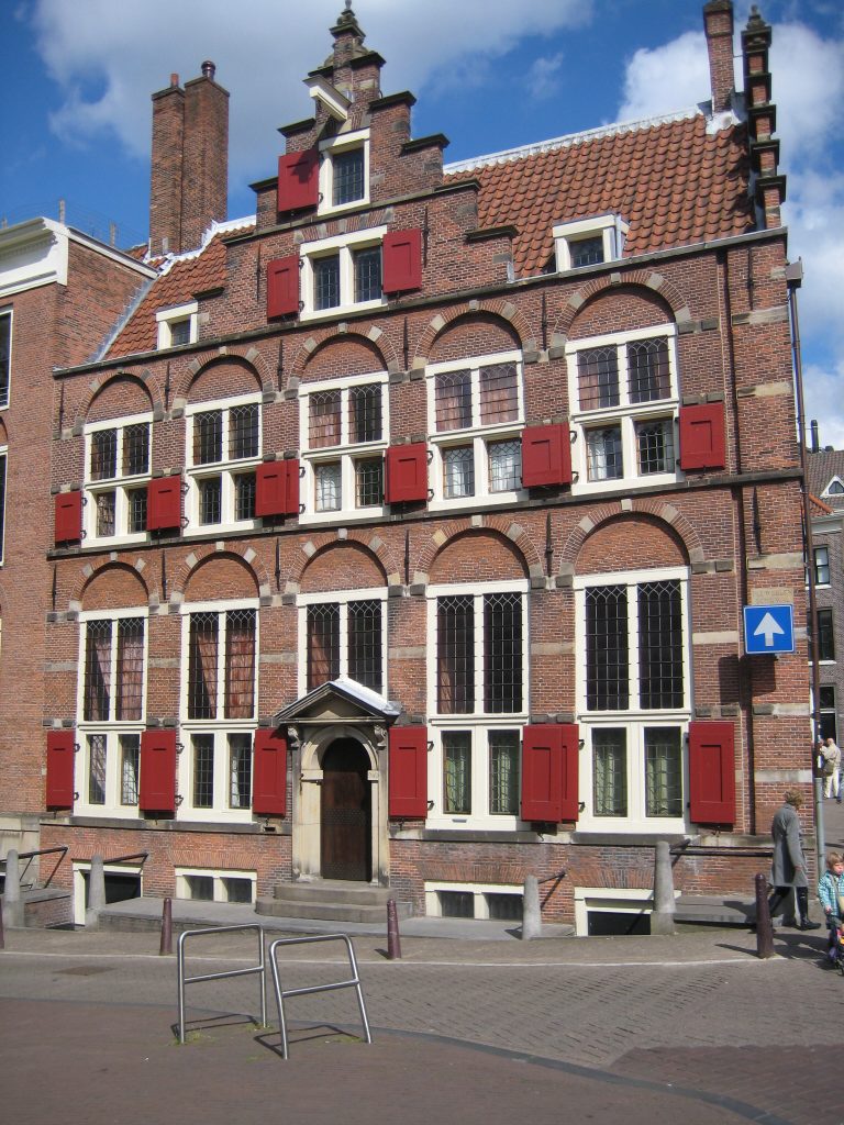 Huis aan de Drie Grachten - Amsterdam -  - Netherlands