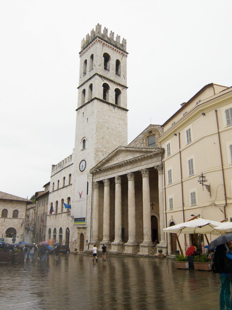 Piazza del Comune - Assisi - Umbria - Italy