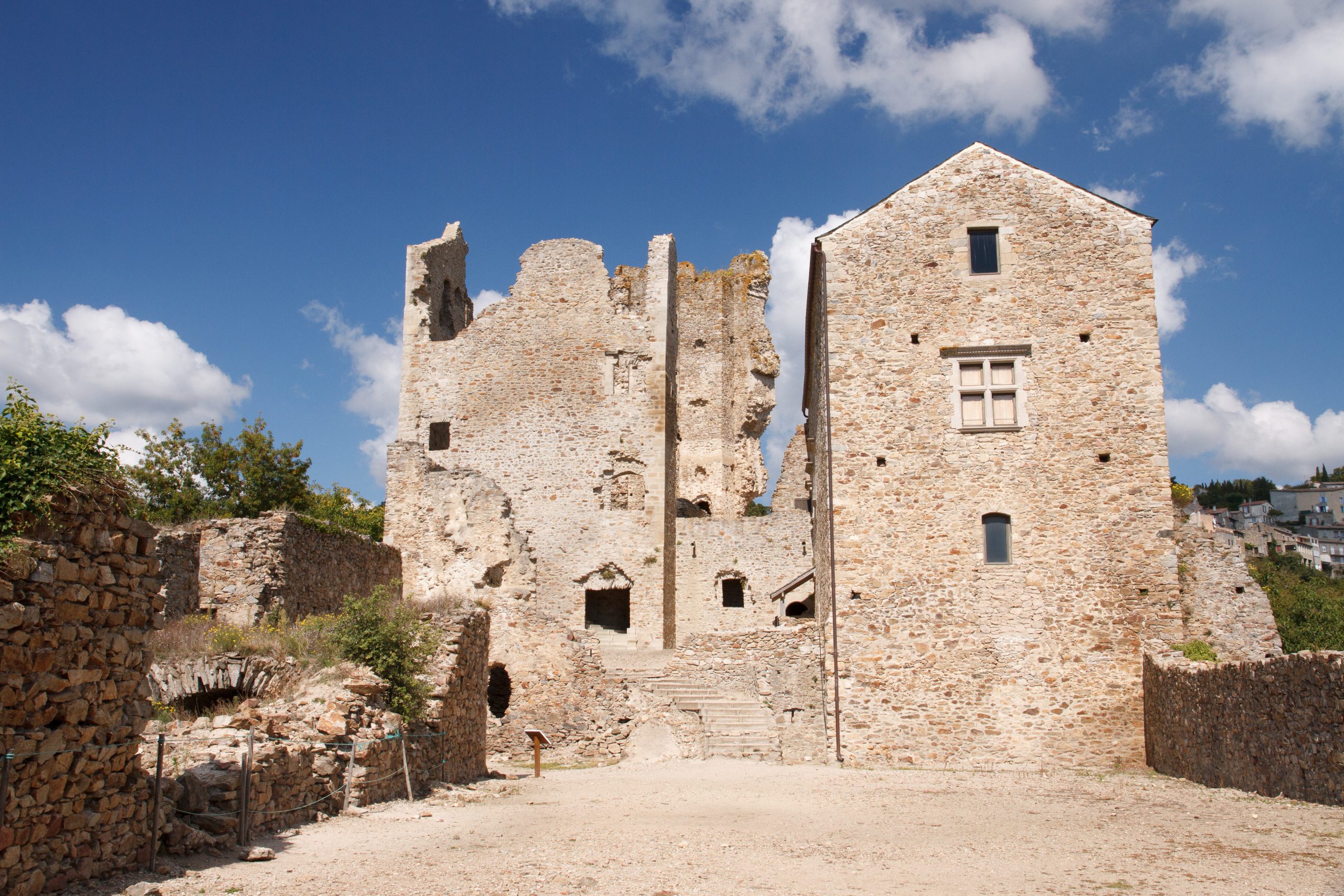 Chateau de Saissac - Saissac - Languedoc-Roussillon - France