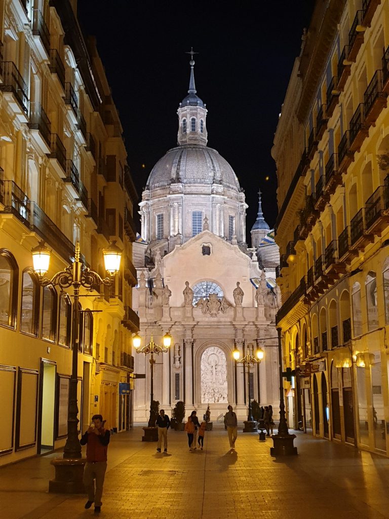 Basรญlica de Nuestra Seรฑora del Pilar - Zaragoza - Aragon - Spain