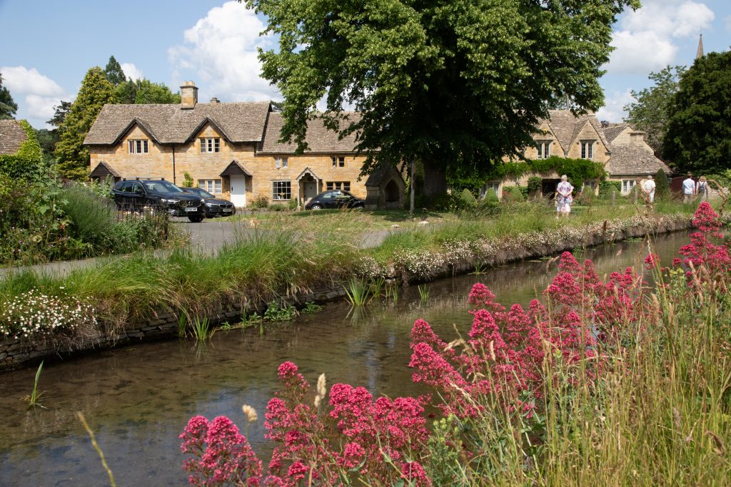 - Lower Slaughter - Gloucestershire - England