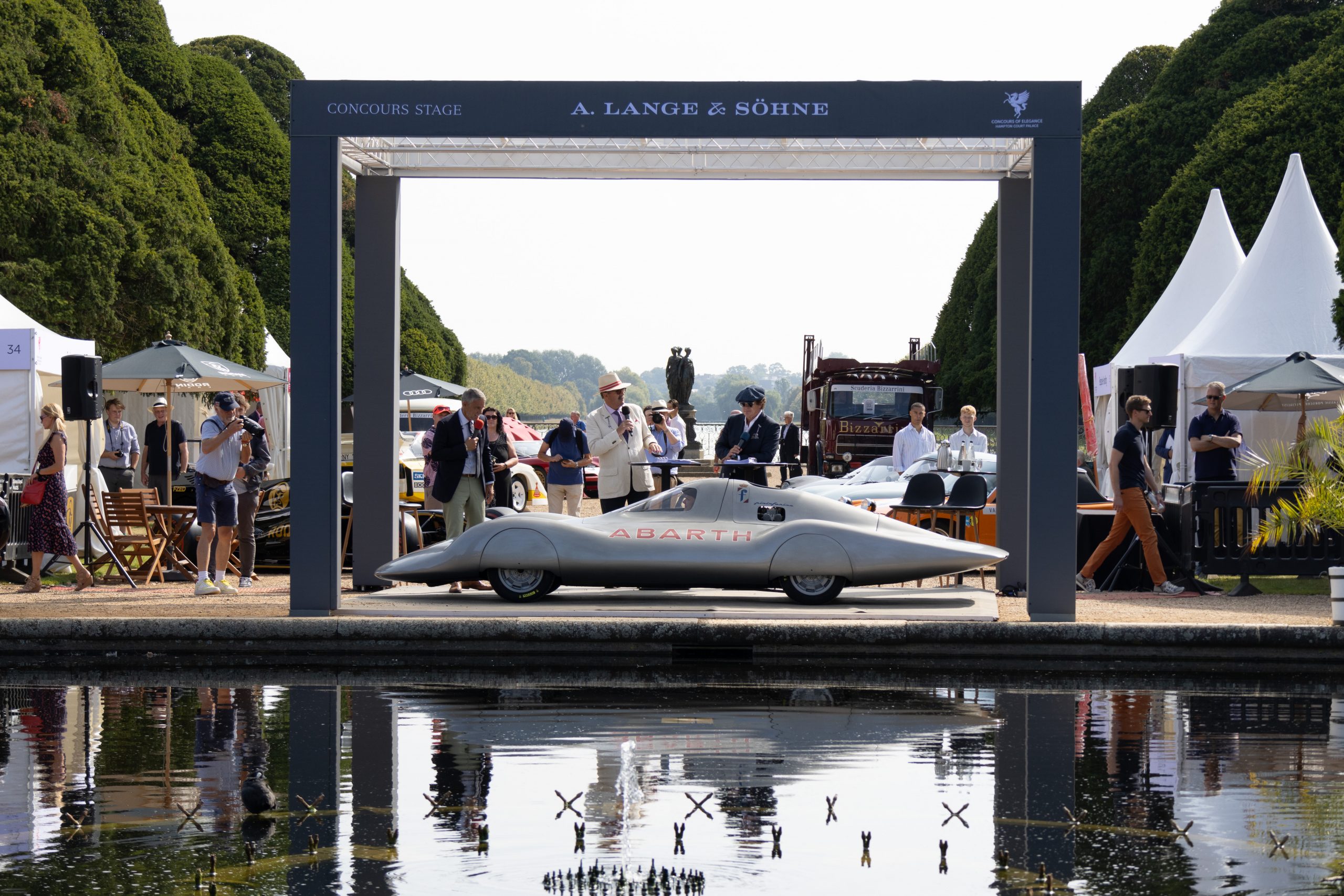 Hampton Court - Richmond Upon Thames - London - England