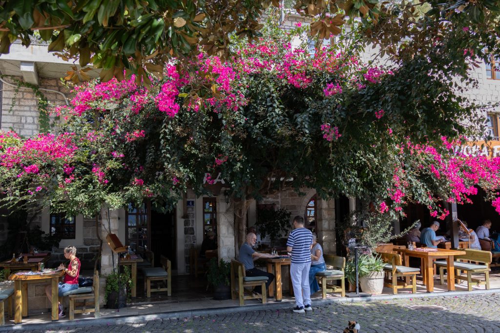 Pet Danica Walkway - Herceg Novi - Herceg Novi - Montenegro