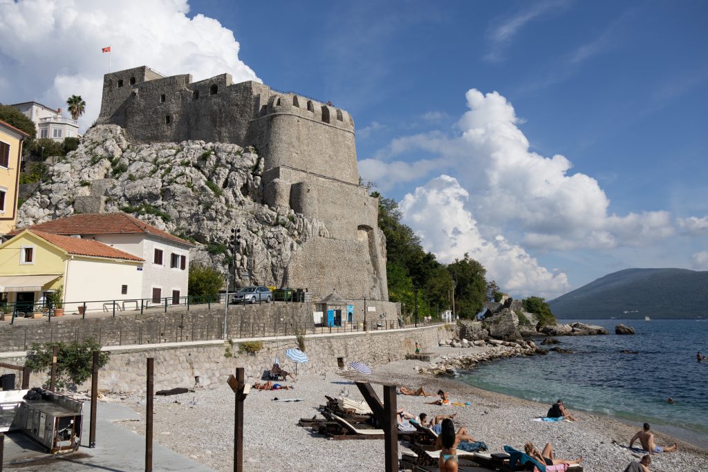 Pet Danica Walkway - Herceg Novi - Herceg Novi - Montenegro