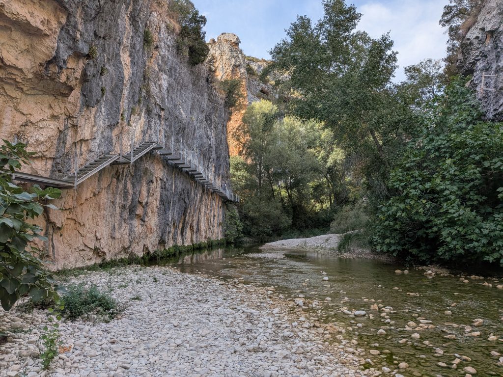 Pasarelas del Vero - Alquรฉzar - Huesca - Spain