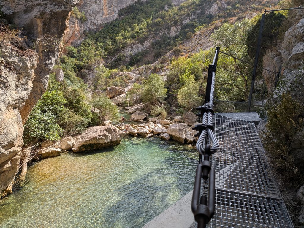 Pasarelas del Vero - Alquรฉzar - Huesca - Spain