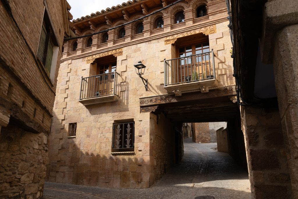 - Alquรฉzar - Huesca - Spain