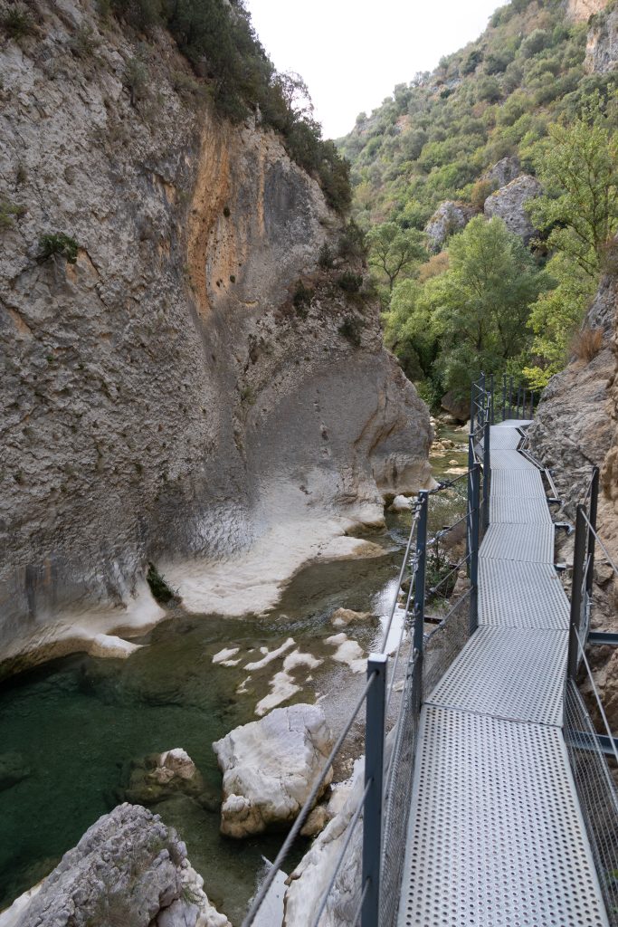 Pasarelas del Vero - Alquรฉzar - Huesca - Spain