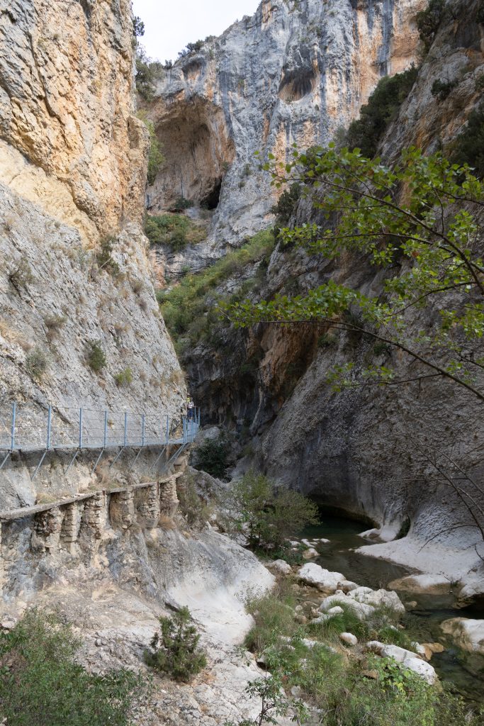 Pasarelas del Vero - Alquรฉzar - Huesca - Spain